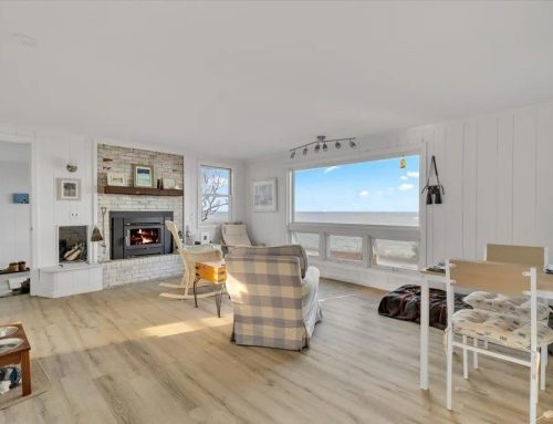 $239K Oceanfront Cape Cod Home Teetering on the Edge of Eroding Bluff Attracts Offers From Builders